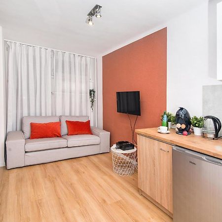 Central Apartments Grzybowska Warszawa Eksteriør billede