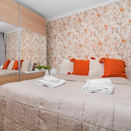 Central Apartments Grzybowska Warszawa Eksteriør billede