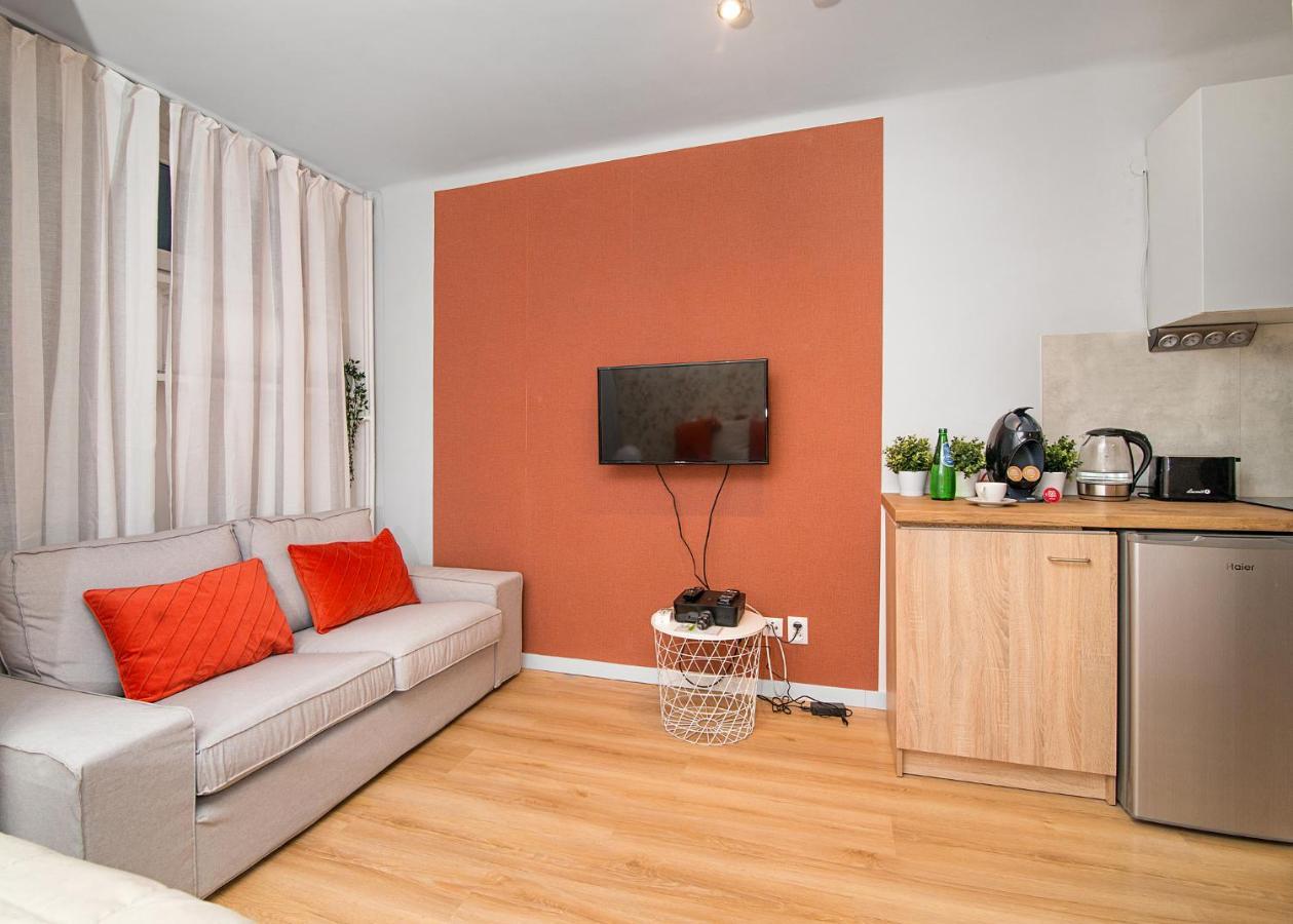 Central Apartments Grzybowska Warszawa Eksteriør billede