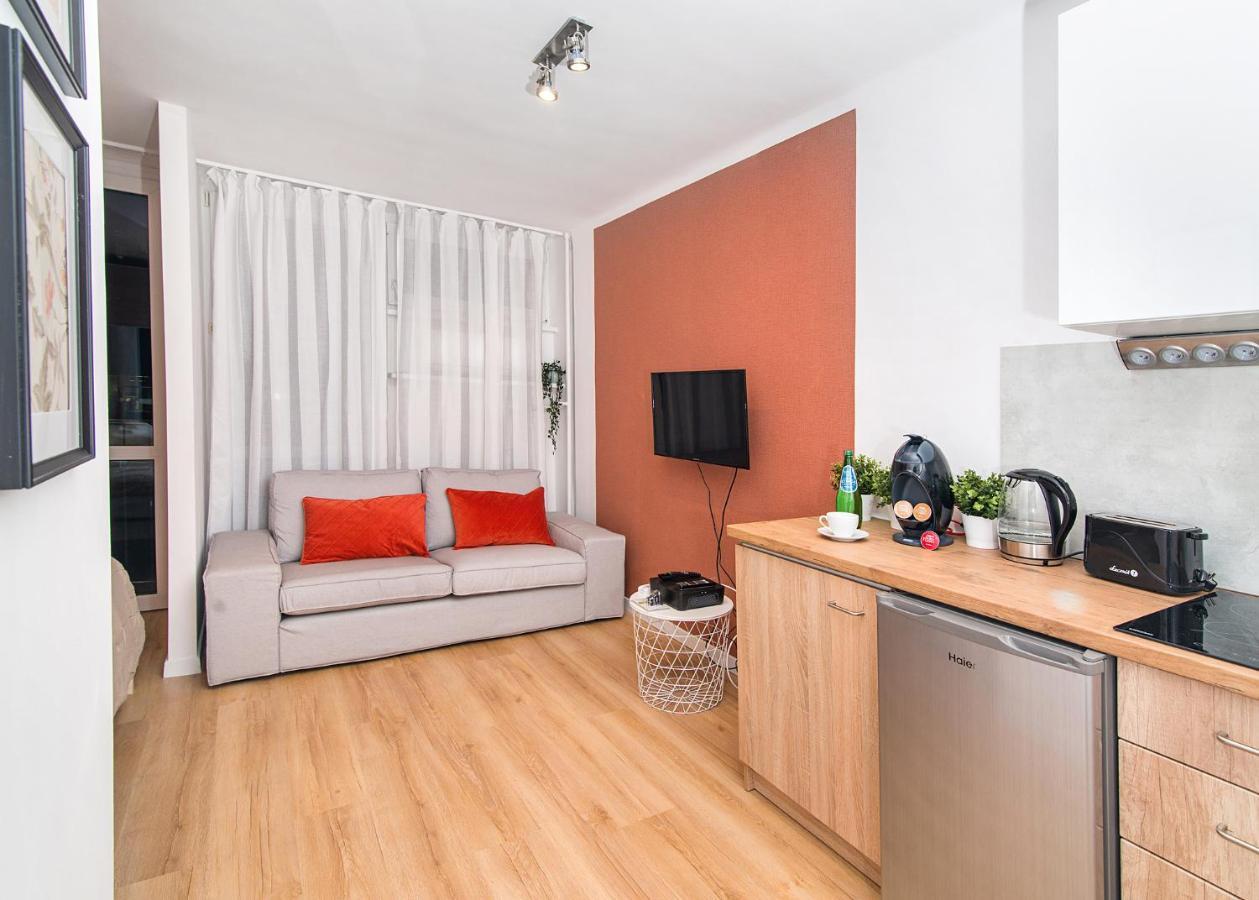 Central Apartments Grzybowska Warszawa Eksteriør billede