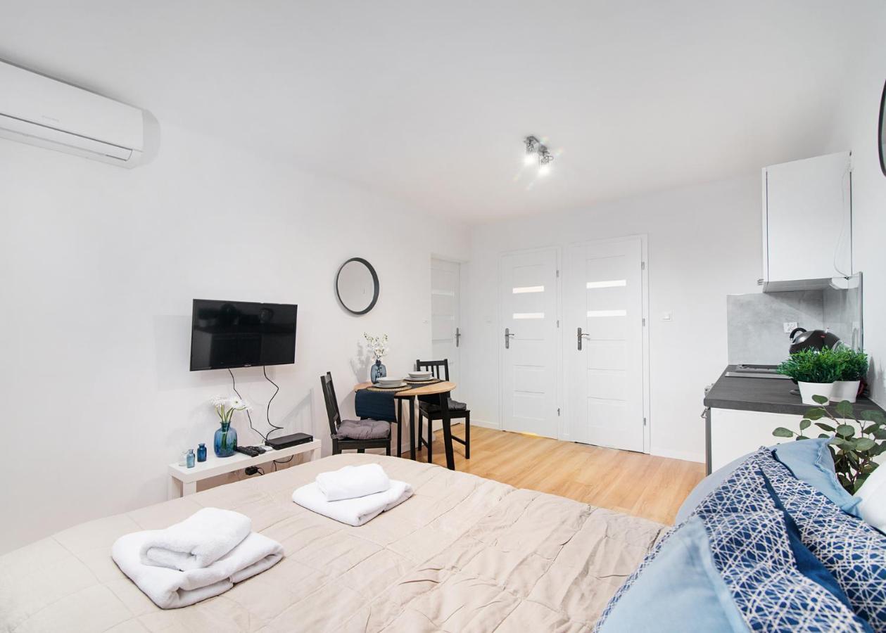 Central Apartments Grzybowska Warszawa Eksteriør billede